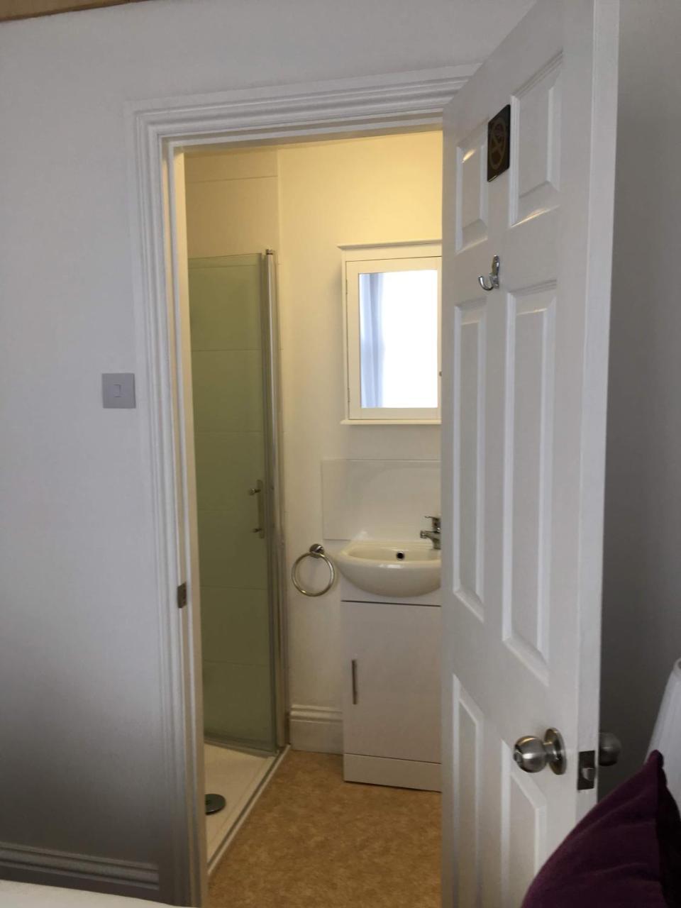 Fernville Guest House Weston-super-Mare Dış mekan fotoğraf