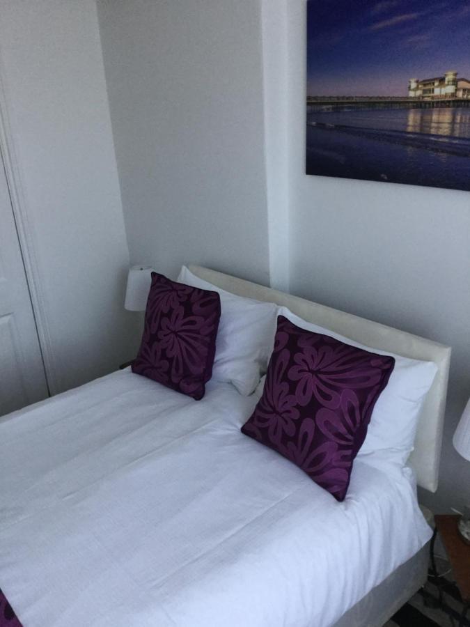 Fernville Guest House Weston-super-Mare Dış mekan fotoğraf