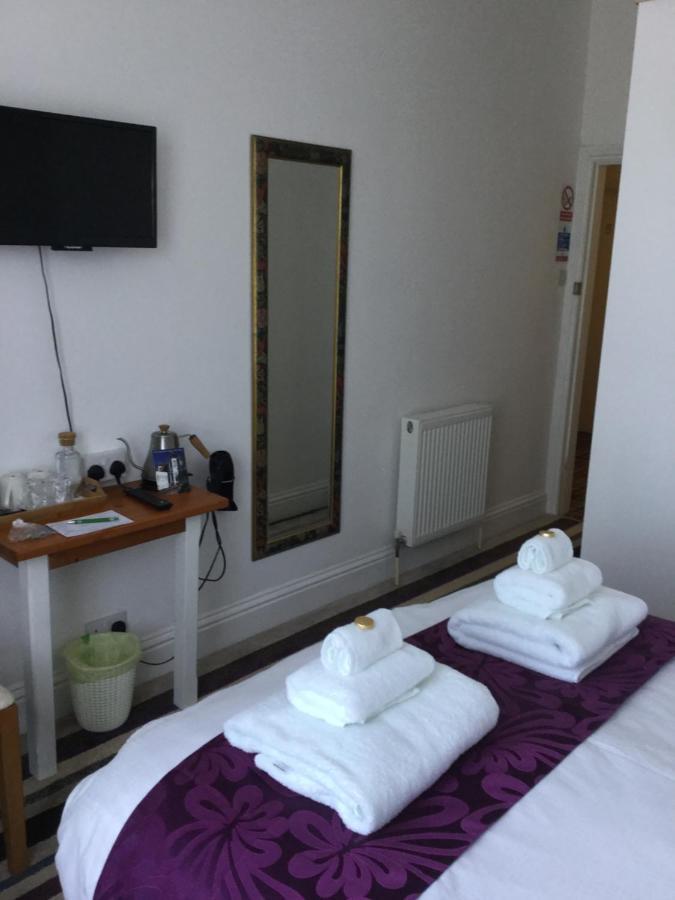 Fernville Guest House Weston-super-Mare Dış mekan fotoğraf