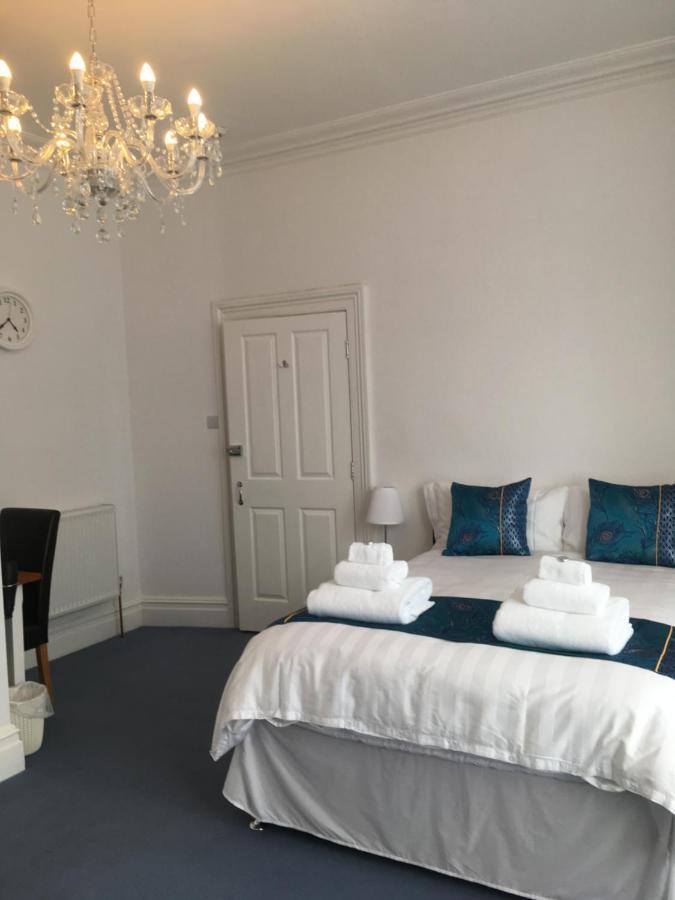 Fernville Guest House Weston-super-Mare Dış mekan fotoğraf