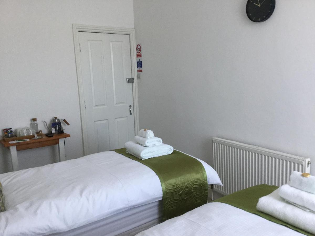 Fernville Guest House Weston-super-Mare Dış mekan fotoğraf