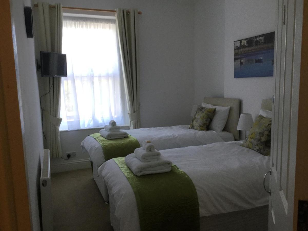 Fernville Guest House Weston-super-Mare Dış mekan fotoğraf